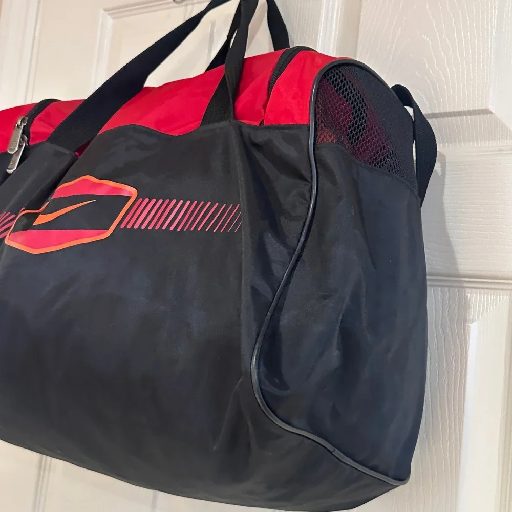 Nike Duffel Bag Black Red Gym Training Sport Travel Weekend Bag 18 inch